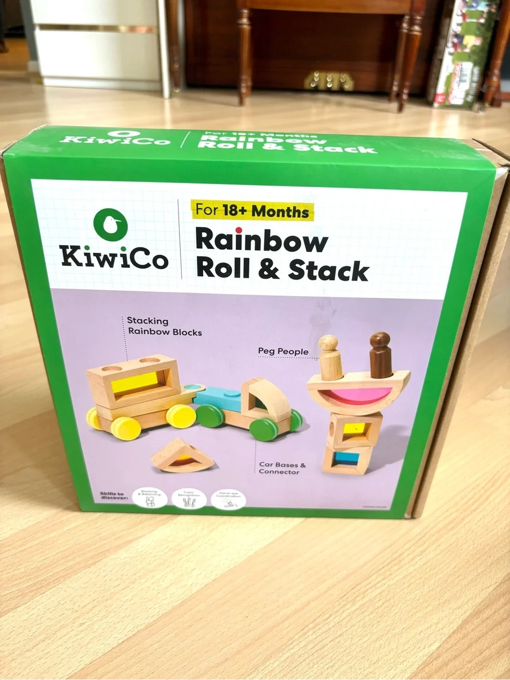 KiwiCo Rainbow Roll & Stack Activity with Rainbow Blocks 18+ Months *NEW*